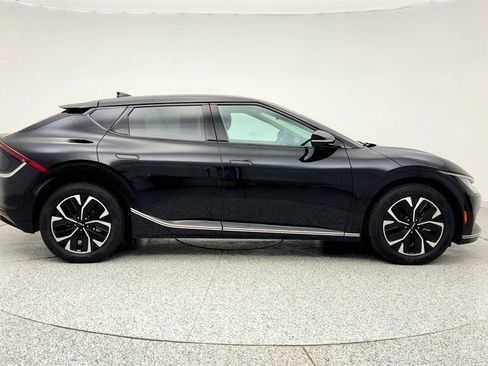 Used 2024 Kia EV6 Wind image 4