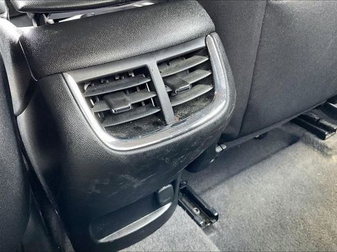 Used 2024 Chevrolet Malibu LT FWD image 31