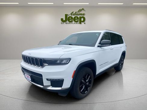 Used 2023 Jeep Grand Cherokee L Limited AWD/4WD image 1