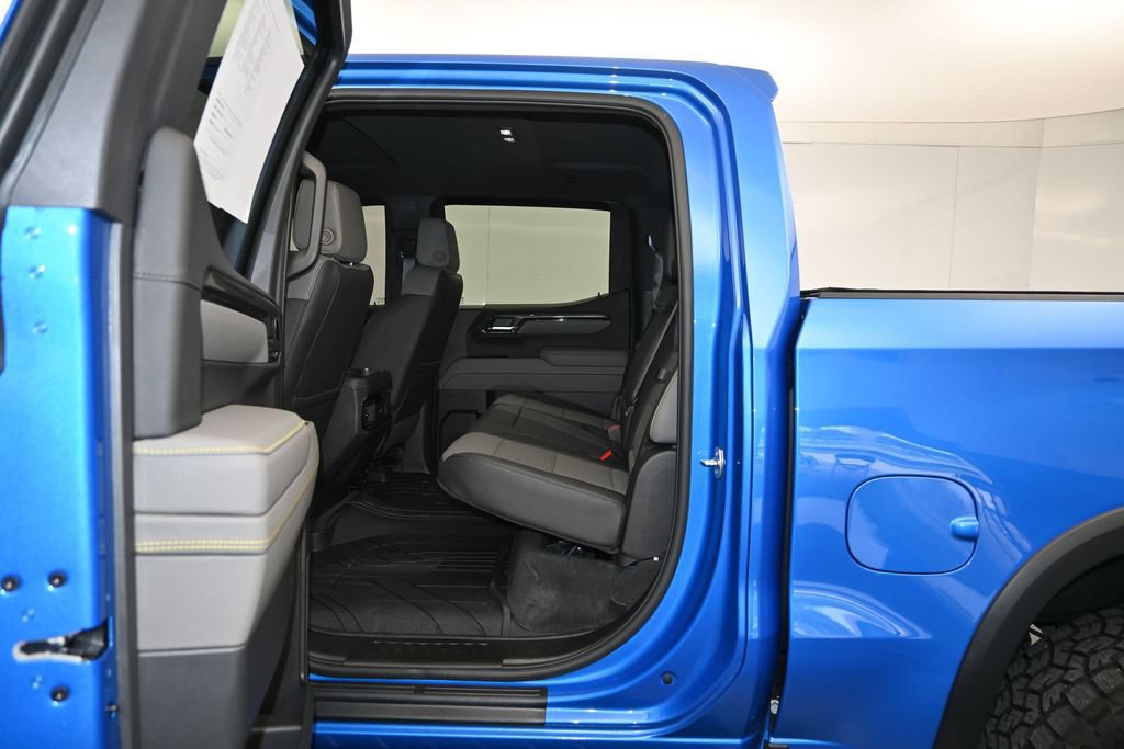 Used 2026 Chevrolet Silverado 1500 ZR2 AWD/4WD image 24