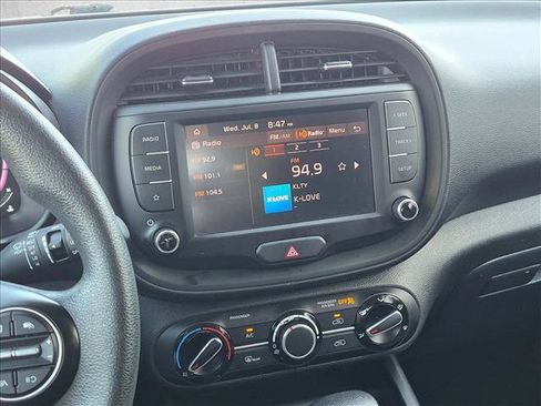 Used 2024 Kia Soul LX w/ Option Group 015 FWD image 13