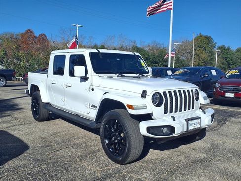 Used 2022 Jeep Gladiator Overland image 20