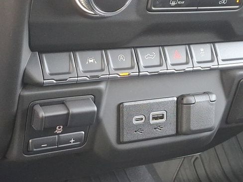 New 2025 GMC Sierra 1500 Pro w/ Graphite Edition image 21