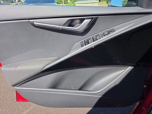 New 2025 Kia Niro EX w/ EX Cold Weather Package image 8