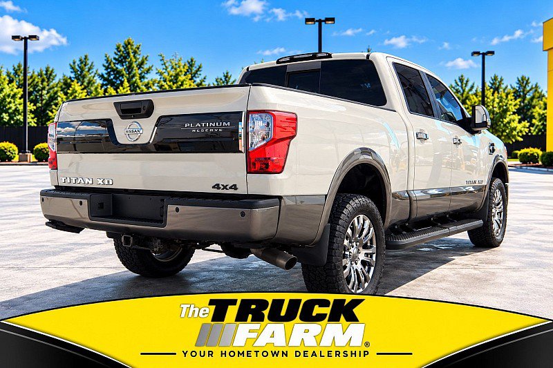 Used 2018 Nissan Titan Platinum Reserve w/ Platinum Utility Package AWD/4WD image 2