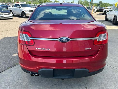 Used 2010 Ford Taurus SEL FWD image 6