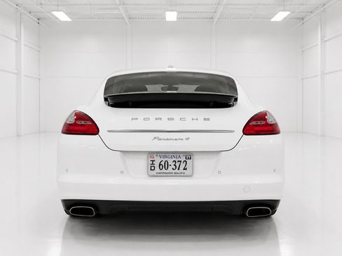 Used 2013 Porsche Panamera image 7