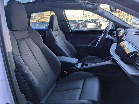 Used 2025 Audi Q5 Premium Plus image 28