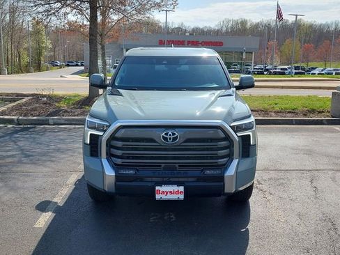 Used 2024 Toyota Tundra Limited AWD/4WD image 7