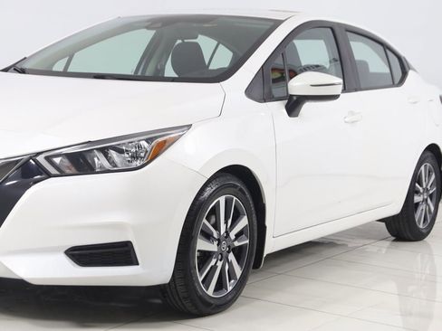 Used 2020 Nissan Versa SV image 44