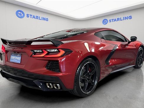 Used 2022 Chevrolet Corvette Stingray Premium Cpe w/ Z51 Performance Package image 8