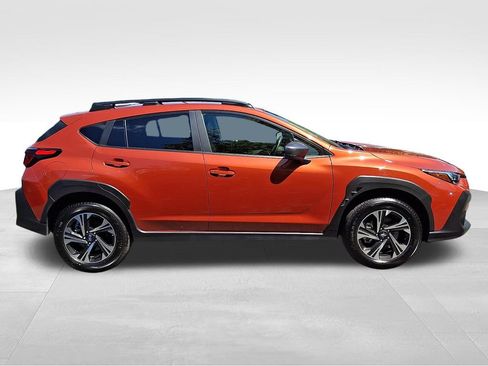 Used 2025 Subaru Crosstrek 2.0i Premium AWD/4WD image 7
