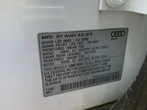 Used 2017 Audi Q7 3.0T Premium Plus w/ Premium Plus Package image 30