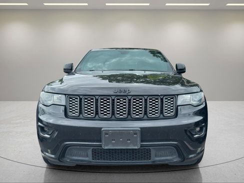 Used 2017 Jeep Grand Cherokee Altitude RWD image 2