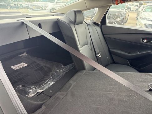Used 2023 Honda Accord EX-L image 34