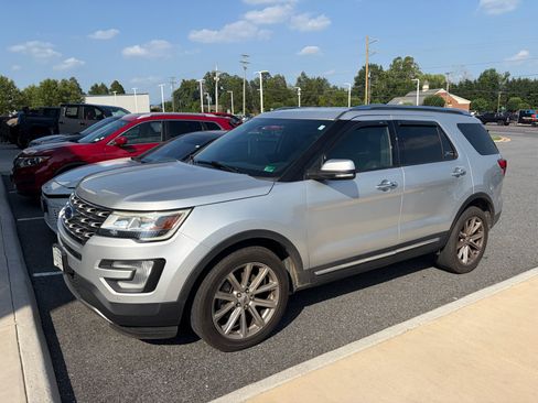 Used 2016 Ford Explorer Limited AWD/4WD image 1