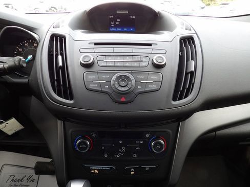 Used 2017 Ford Escape SE image 19