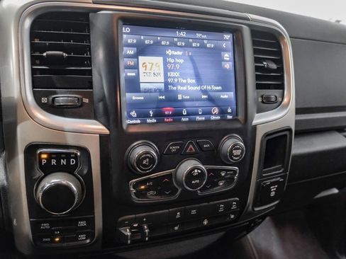 Used 2018 RAM 1500 Big Horn image 24