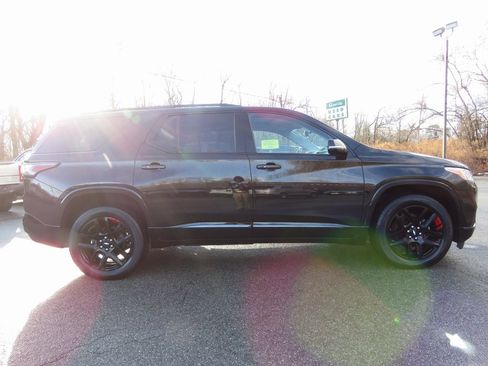 Used 2019 Chevrolet Traverse Premier w/ Redline Edition image 4