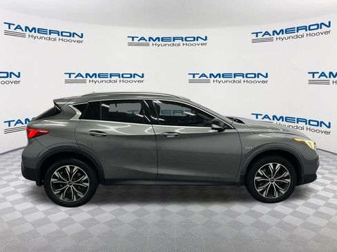 Used 2019 INFINITI QX30 AWD w/ Navigation Package image 6