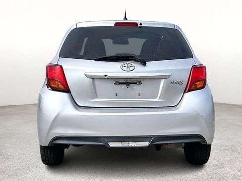 Used 2016 Toyota Yaris L image 6