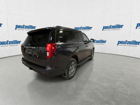 New 2026 Ford Expedition Active AWD/4WD image 11