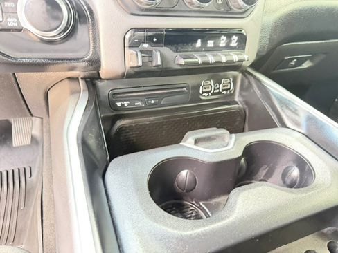 Used 2019 RAM 1500 Big Horn AWD/4WD image 30