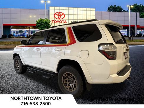 Used 2023 Toyota 4Runner 40th Anniversary SE image 3