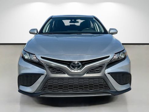 Used 2023 Toyota Camry SE FWD image 8