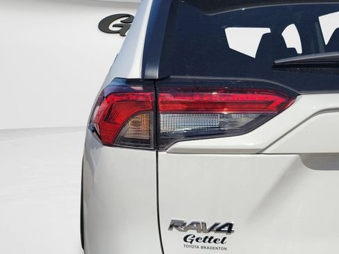 Certified 2025 Toyota RAV4 XLE w/ Convenience Package FWD image 8