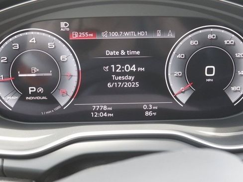 Used 2025 Audi Q5 2.0T Premium Plus image 32