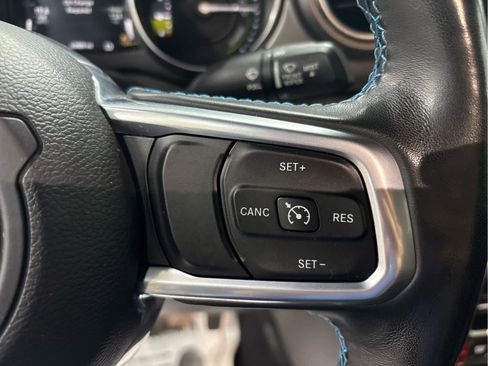 Used 2021 Jeep Wrangler Unlimited Rubicon w/ Cold Weather Group image 23