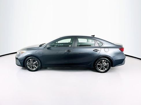 Used 2024 Kia Forte LXS image 4