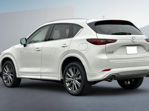 New 2025 MAZDA CX-5 Signature image 5