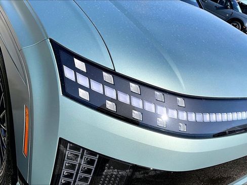 Used 2026 Hyundai Ioniq 9 Calligraphy AWD/4WD image 30