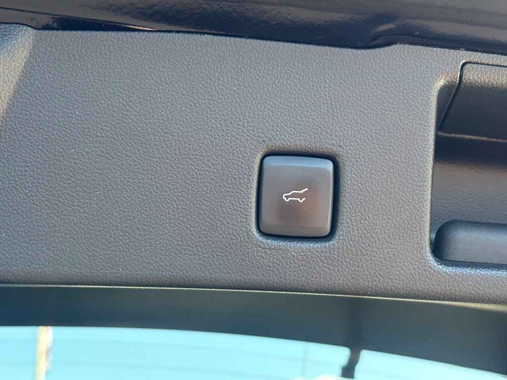 Used 2023 Ford Escape ST-Line w/ Tech Pack #1 AWD/4WD image 15