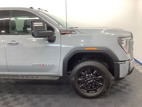 Used 2024 GMC Sierra 3500 AT4 w/ AT4 Premium Plus Package AWD/4WD image 26