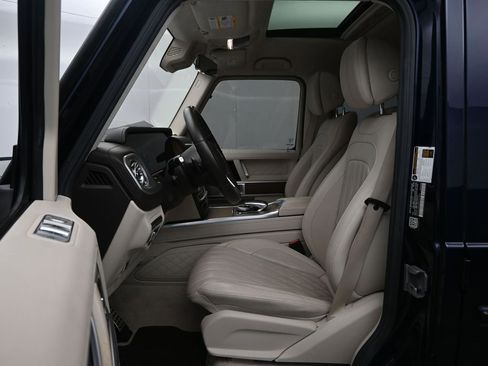 Used 2021 Mercedes-Benz G 550 image 27