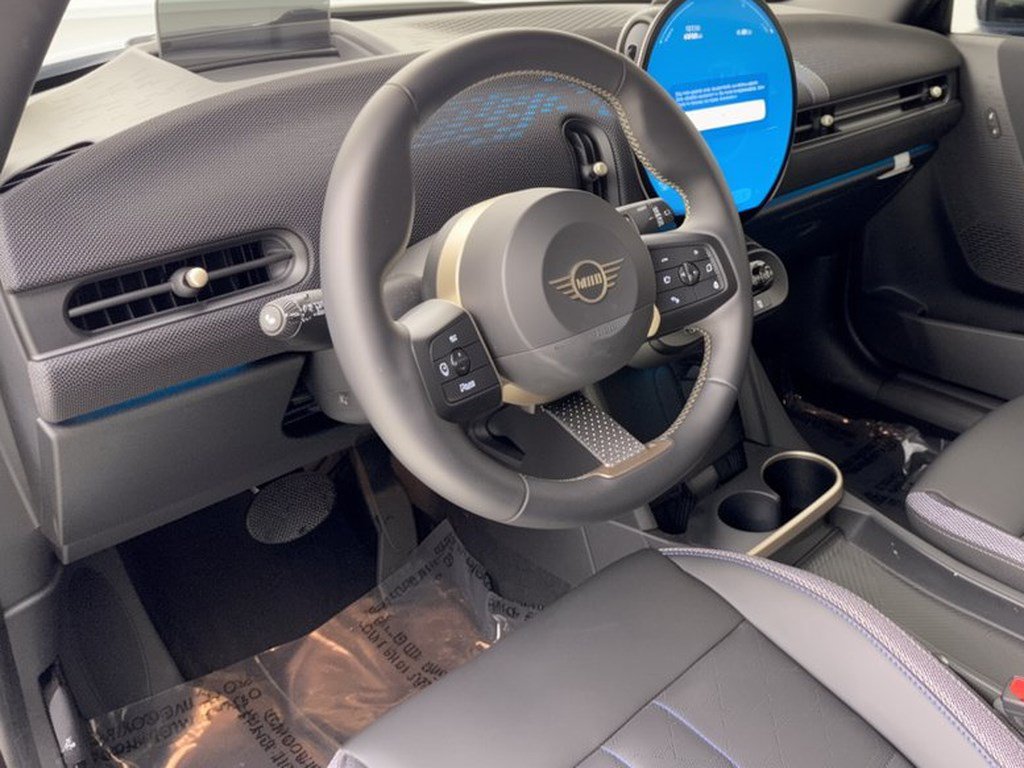 Used 2026 MINI Cooper S FWD image 4