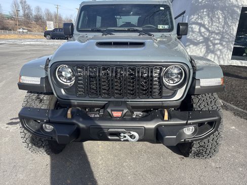 Used 2024 Jeep Wrangler Rubicon 392 image 9