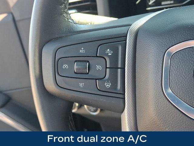 Used 2024 GMC Yukon XL Denali w/ Advanced Technology Package AWD/4WD image 9