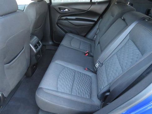 Used 2019 Chevrolet Equinox LT w/ Sun & Navigation Package image 17