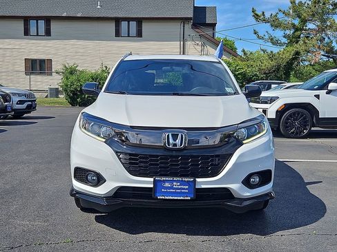 Used 2022 Honda HR-V Sport image 2