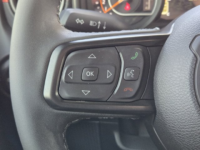 Used 2026 Jeep Wrangler Unlimited Rubicon AWD/4WD image 39