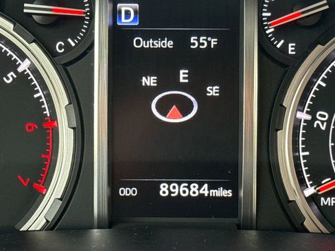 Used 2020 Toyota 4Runner TRD Off-Road image 16