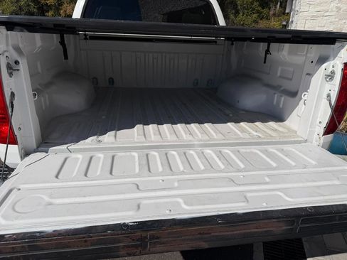 Used 2019 Toyota Tundra SR5 w/ SR5 Upgrade Package image 18