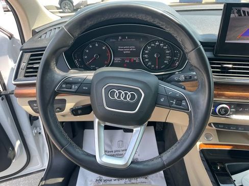 Used 2022 Audi Q5 2.0T Premium w/ Convenience Package AWD/4WD image 25