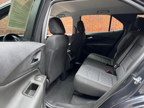 Used 2023 Chevrolet Equinox LT image 23