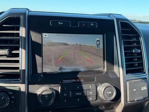 Certified 2017 Ford F150 XLT w/ Equipment Group 302A Luxury image 39