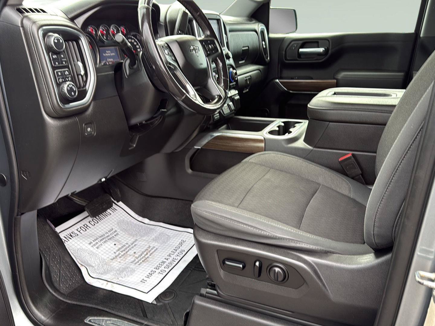 Used 2019 Chevrolet Silverado 1500 RST AWD/4WD image 11